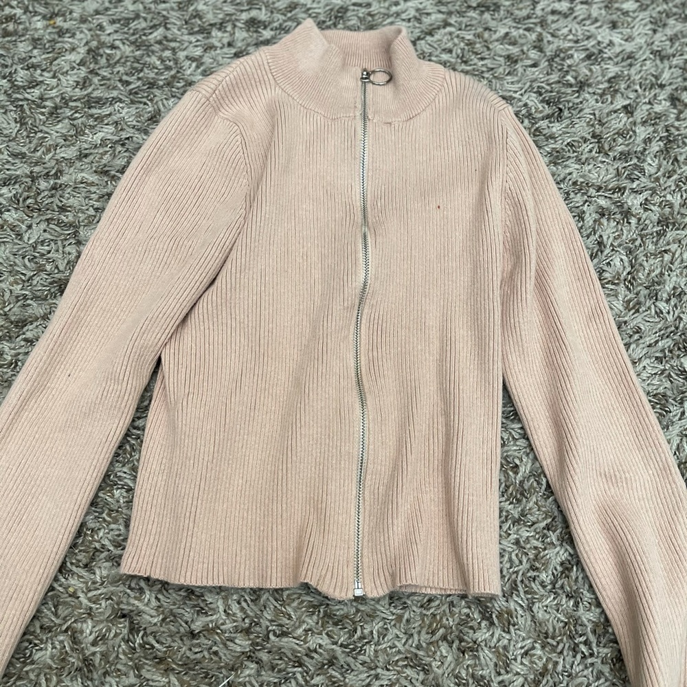 Pink fitted sweater from forever 21